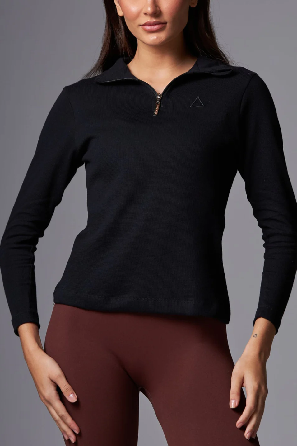 Low key Pullover Black - Image 2