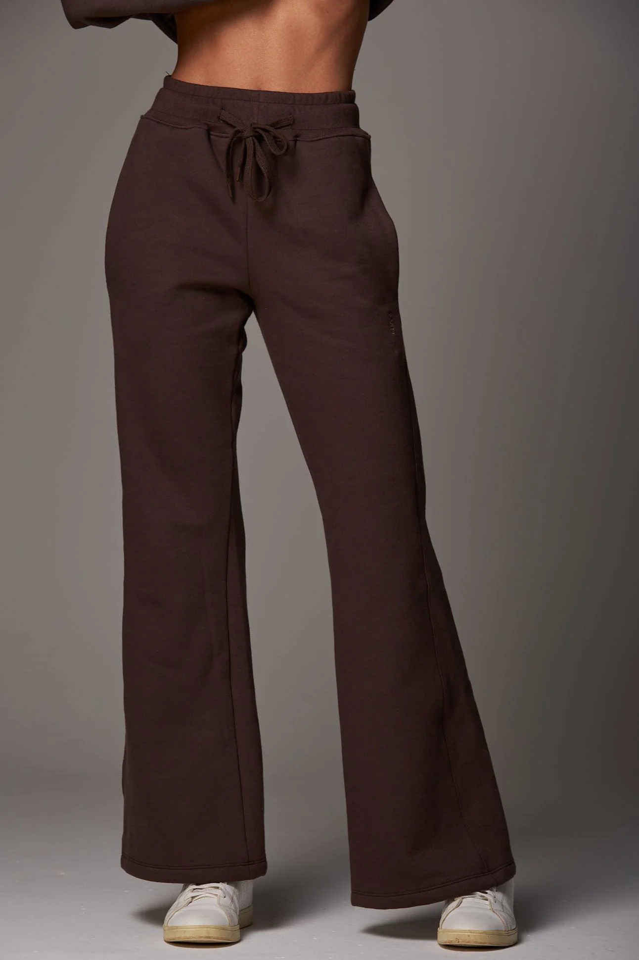 Calça Moletom Straight Flare Dark Brown - Image 3