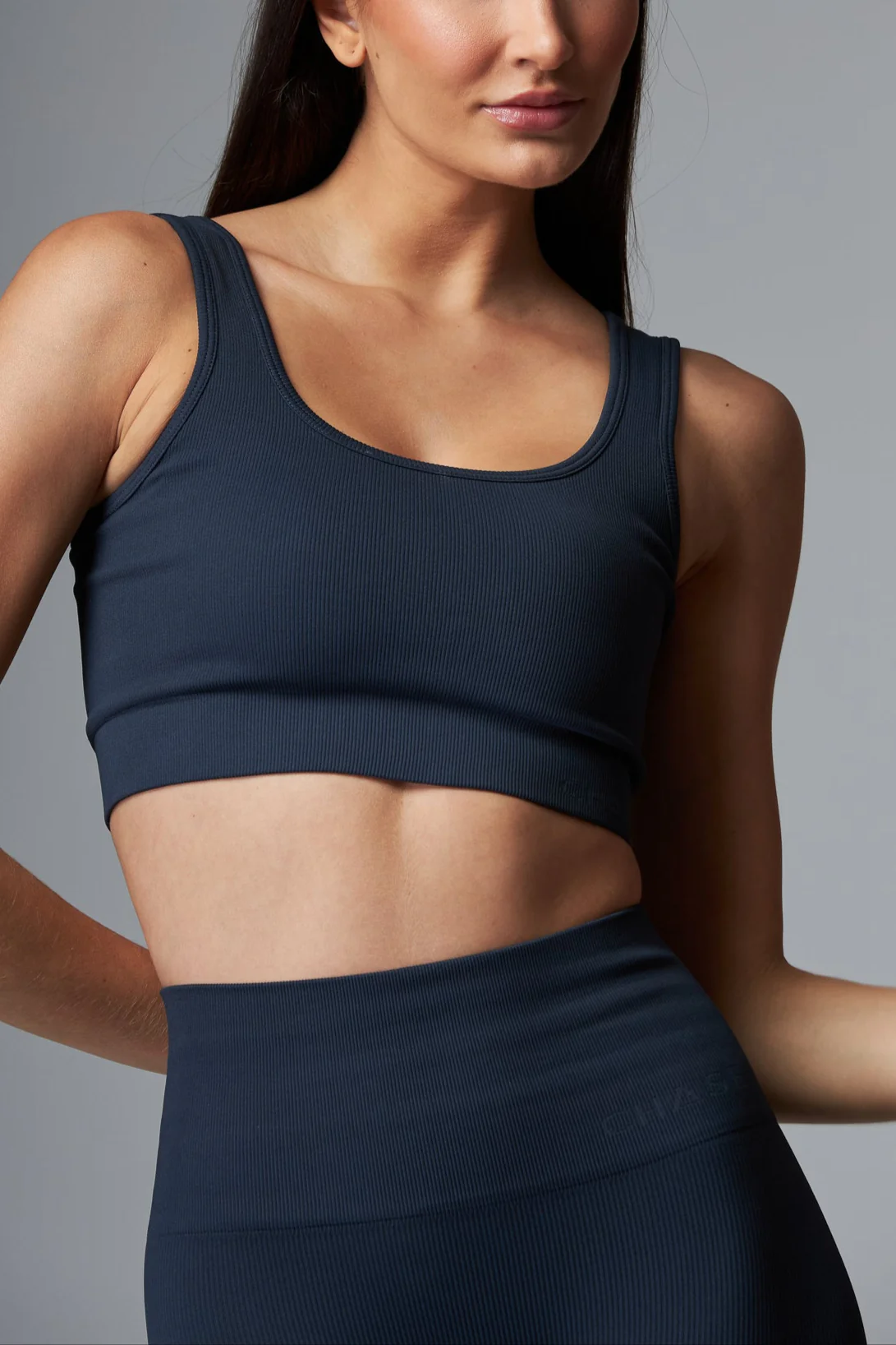 Top Outsider Seamless Rockefeller