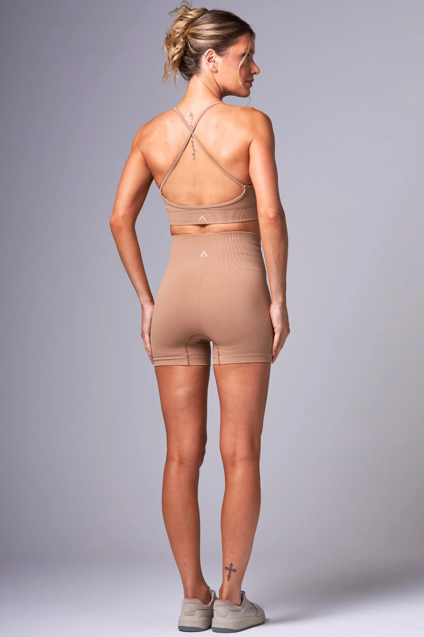 Top Pure Seamless Amphora - Image 4